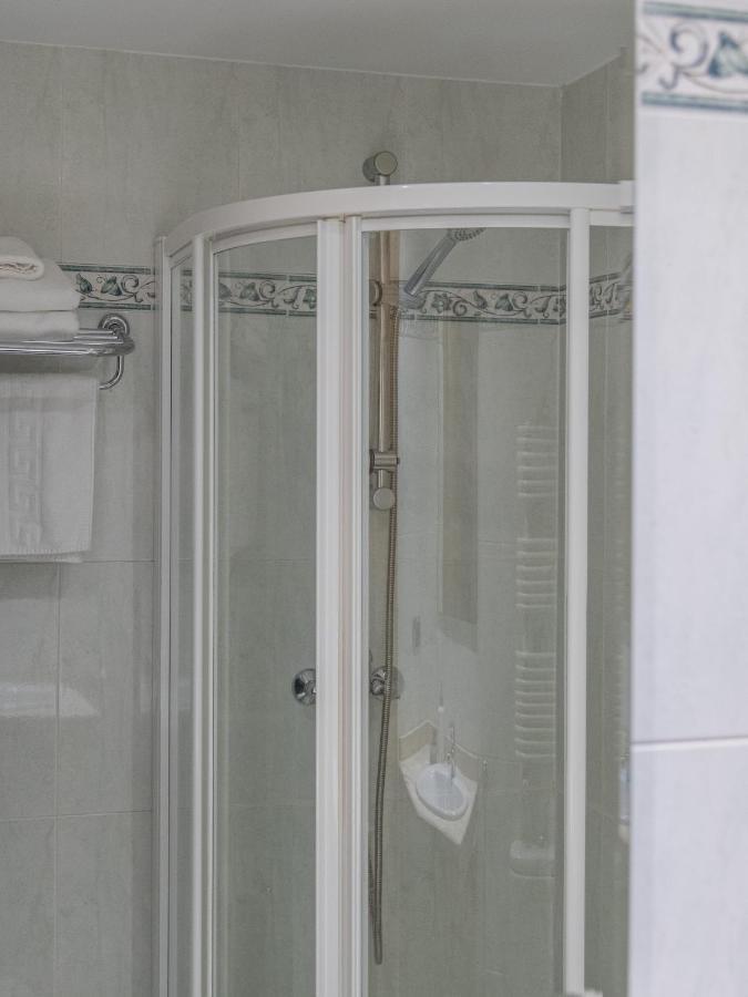 Hostal Alba Lugo Eksteriør bilde